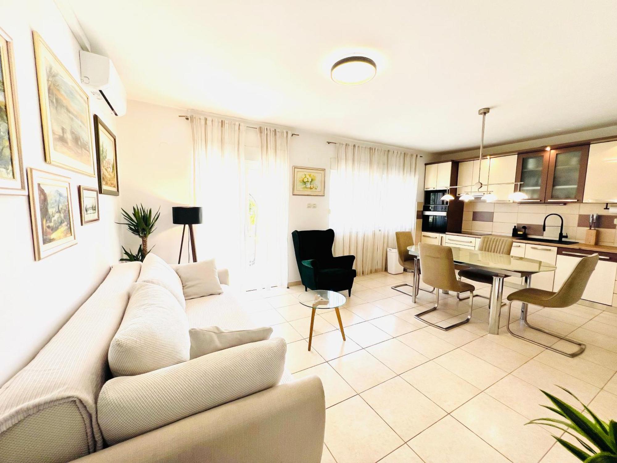 Apartment Sirius Podstrana Esterno foto