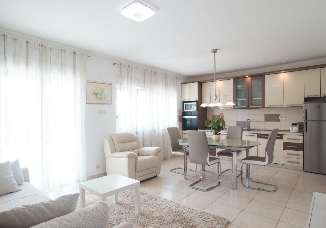 Apartment Sirius Podstrana Esterno foto