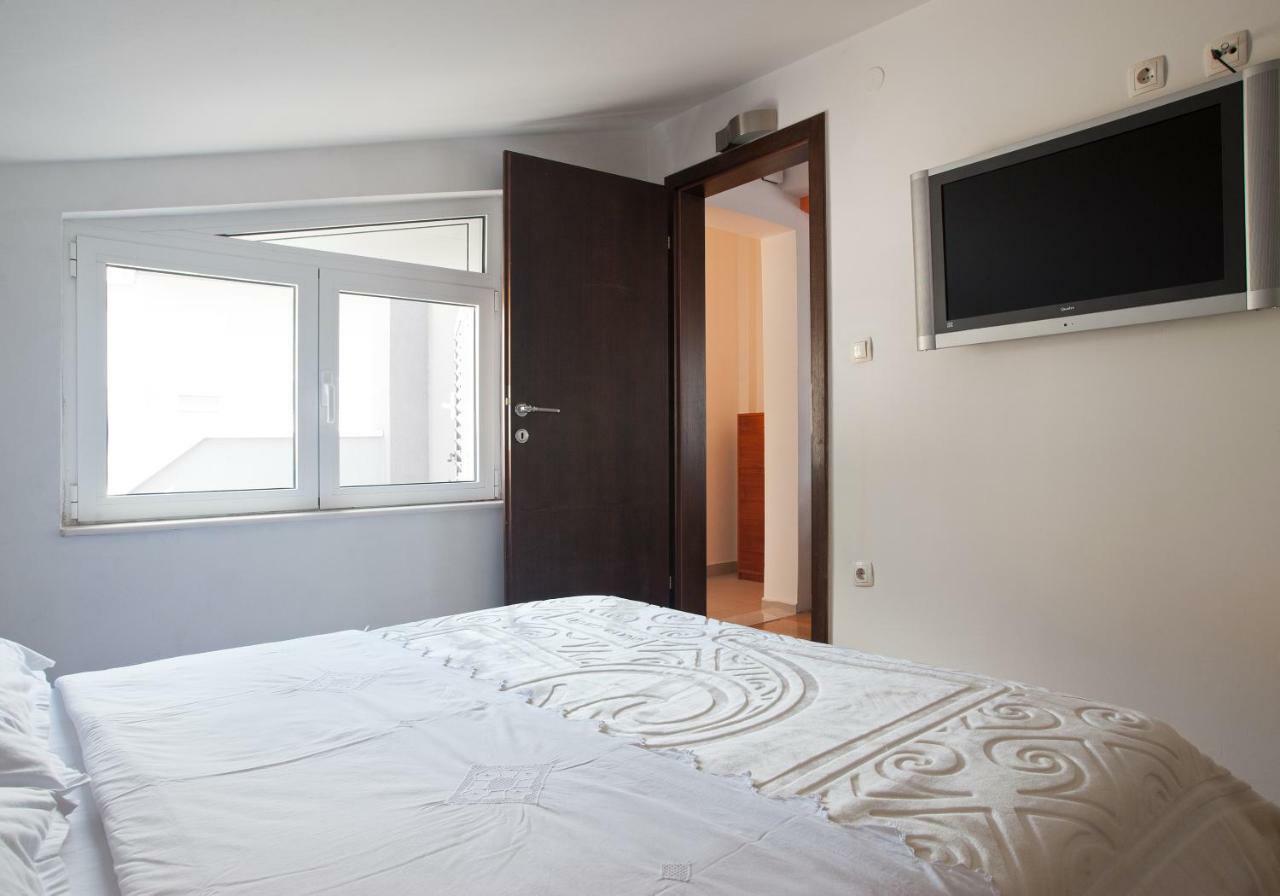 Apartment Sirius Podstrana Esterno foto